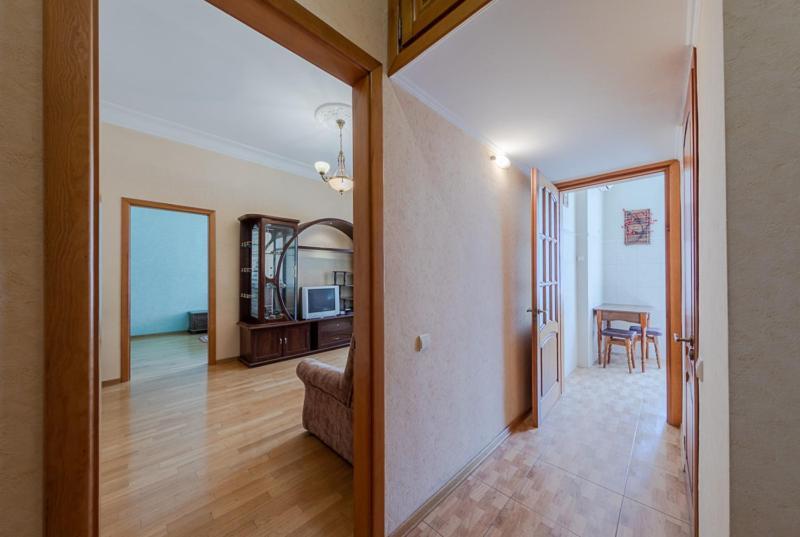Apartment Near Lva Tolstoho Square Kiev Bagian luar foto