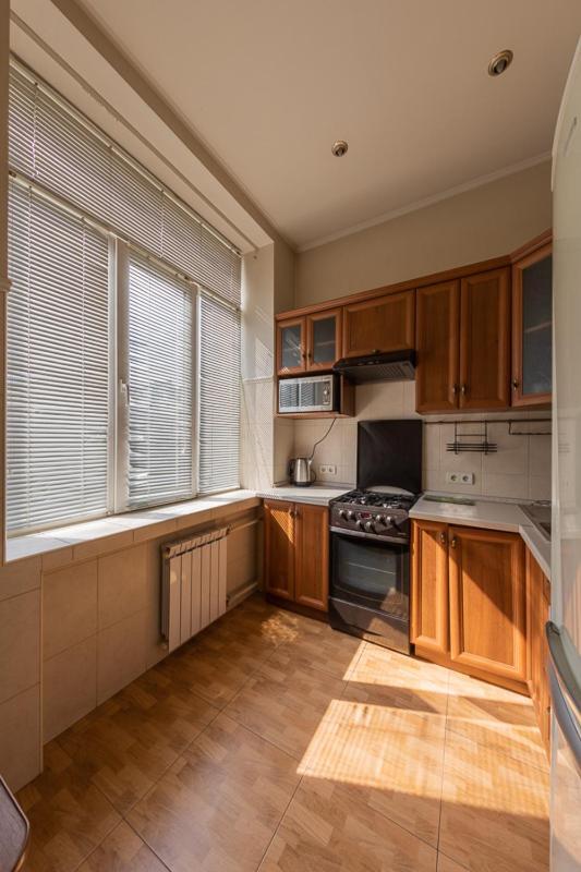 Apartment Near Lva Tolstoho Square Kiev Bagian luar foto